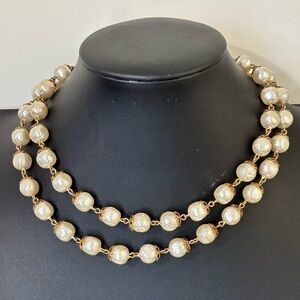 Vintage gold tone faux pearl double layer necklace